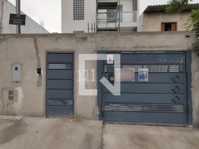 Kitnet aluguel em Região Imediata de São Paulo, Região Metropolitana de São Paulo