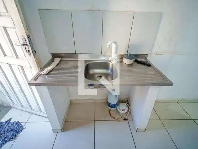 Kitnet aluguel em Região Imediata de São Paulo, Região Metropolitana de São Paulo