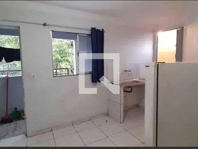 Kitnet aluguel em Região Imediata de São Paulo, Região Metropolitana de São Paulo