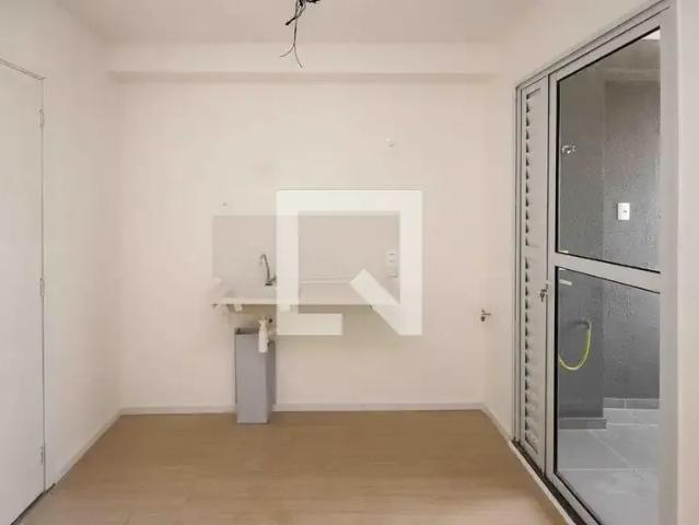 Kitnet aluguel em Região Imediata de São Paulo, Região Metropolitana de São Paulo