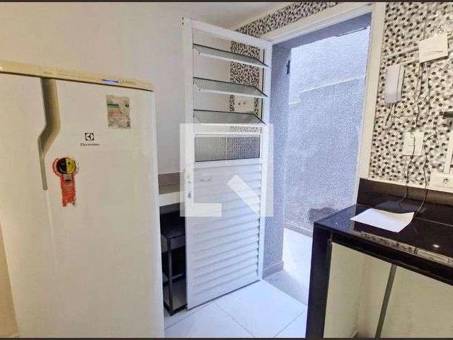Kitnet aluguel em Região Imediata de São Paulo, Região Metropolitana de São Paulo