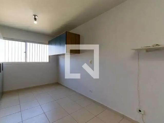Kitnet aluguel em Região Imediata de São Paulo, Região Metropolitana de São Paulo