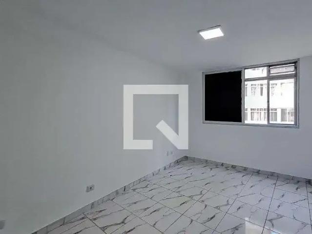 Kitnet aluguel em Região Imediata de São Paulo, Região Metropolitana de São Paulo