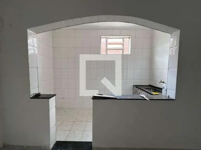 Kitnet aluguel em Região Imediata de São Paulo, Região Metropolitana de São Paulo