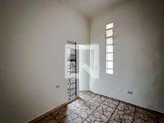Kitnet aluguel em Água Rasa, São Paulo