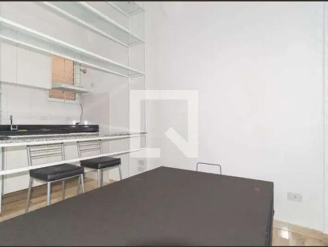 Kitnet aluguel em Região Imediata de São Paulo, Região Metropolitana de São Paulo