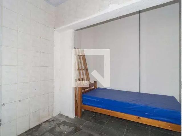 Kitnet aluguel em Região Imediata de São Paulo, Região Metropolitana de São Paulo