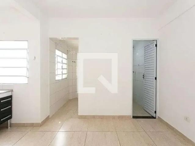 Kitnet aluguel em Região Imediata de São Paulo, Região Metropolitana de São Paulo
