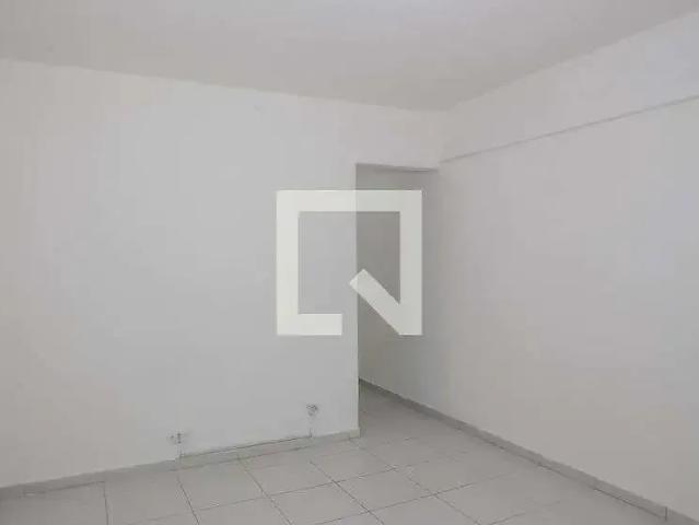 Kitnet aluguel em Região Imediata de São Paulo, Região Metropolitana de São Paulo
