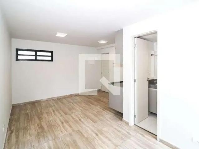Kitnet aluguel em Região Imediata de São Paulo, Região Metropolitana de São Paulo