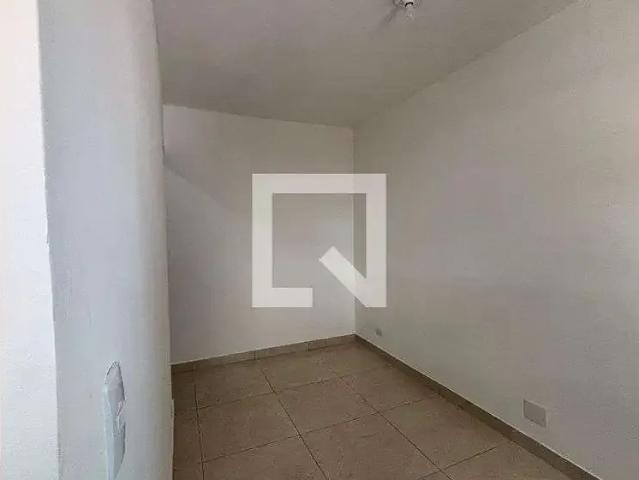 Kitnet aluguel em Região Imediata de São Paulo, Região Metropolitana de São Paulo
