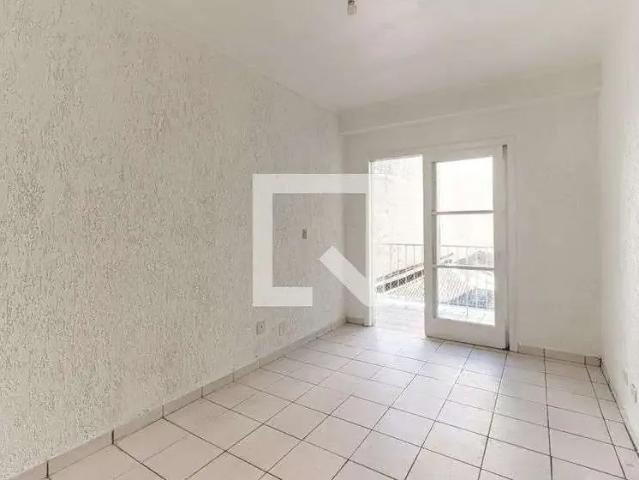 Kitnet aluguel em Região Imediata de São Paulo, Região Metropolitana de São Paulo