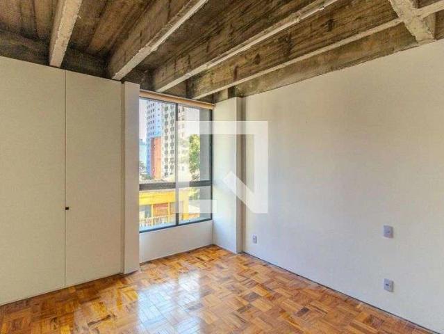 Kitnet aluguel em Região Imediata de São Paulo, Região Metropolitana de São Paulo