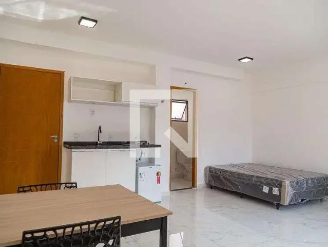 Kitnet aluguel em Região Imediata de São Paulo, Região Metropolitana de São Paulo