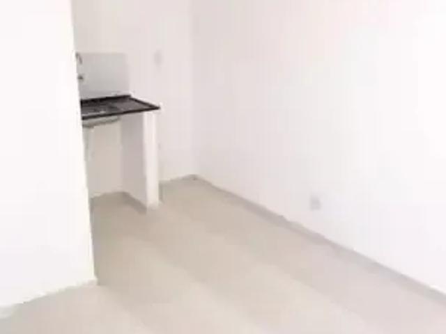 Kitnet aluguel em Região Imediata de São Paulo, Região Metropolitana de São Paulo