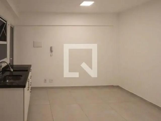 Kitnet aluguel em Região Imediata de São Paulo, Região Metropolitana de São Paulo