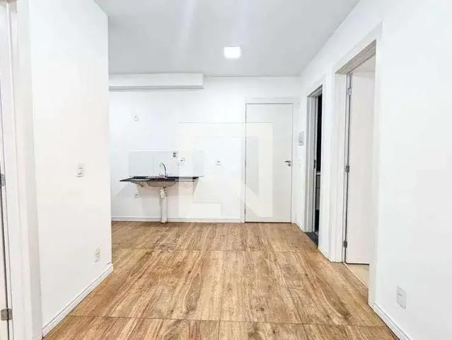 Kitnet aluguel em Região Imediata de São Paulo, Região Metropolitana de São Paulo