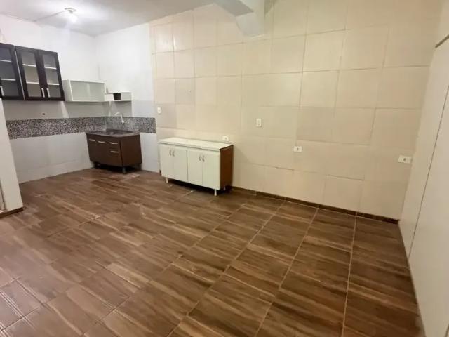 Kitnet aluguel em Região Imediata de São Paulo, Região Metropolitana de São Paulo