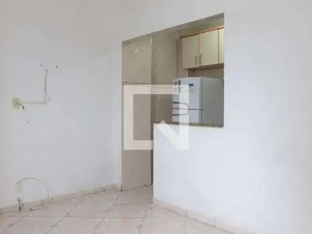 Kitnet aluguel em Região Imediata de Santos, Região Metropolitana da Baixada Santista