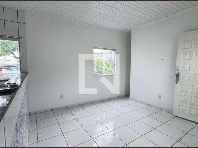 Kitnet aluguel em Região Geográfica Imediata de Salvador, Região Metropolitana de Salvador
