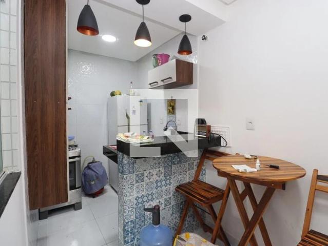 Kitnet aluguel em Vila Pernambués, Salvador