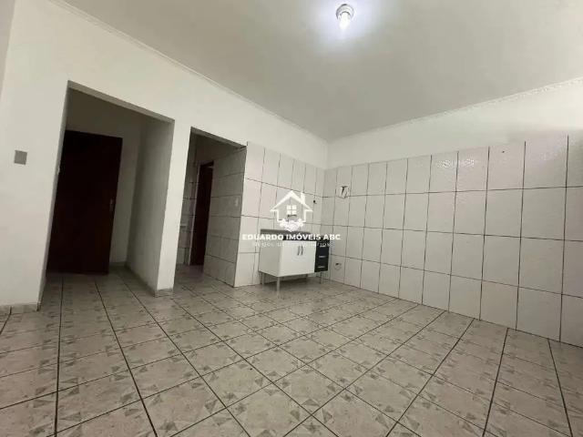 Kitnet aluguel em Região Imediata de São Paulo, Região Metropolitana de São Paulo