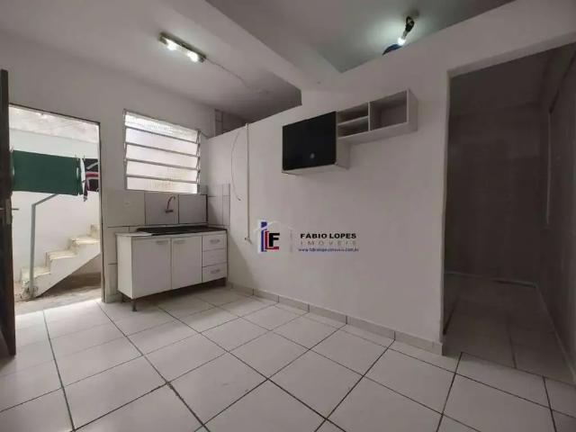 Kitnet aluguel em Região Imediata de São Paulo, Região Metropolitana de São Paulo