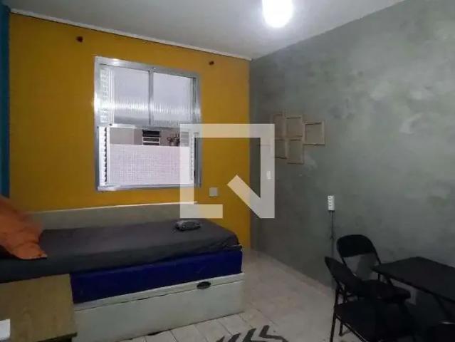 Kitnet aluguel em Região Imediata de Santos, Região Metropolitana da Baixada Santista
