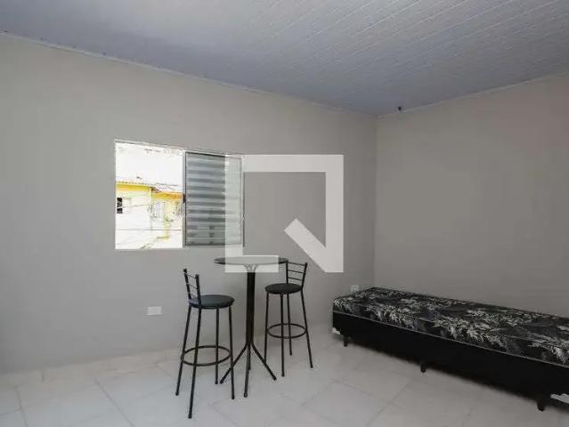 Kitnet aluguel em Taboão da Serra