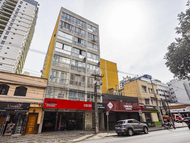 Kitnet venda em Centro, Curitiba