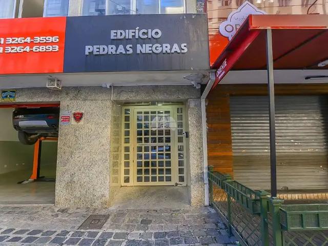 Kitnet venda em Região Geográfica Imediata de Curitiba, Região Metropolitana de Curitiba