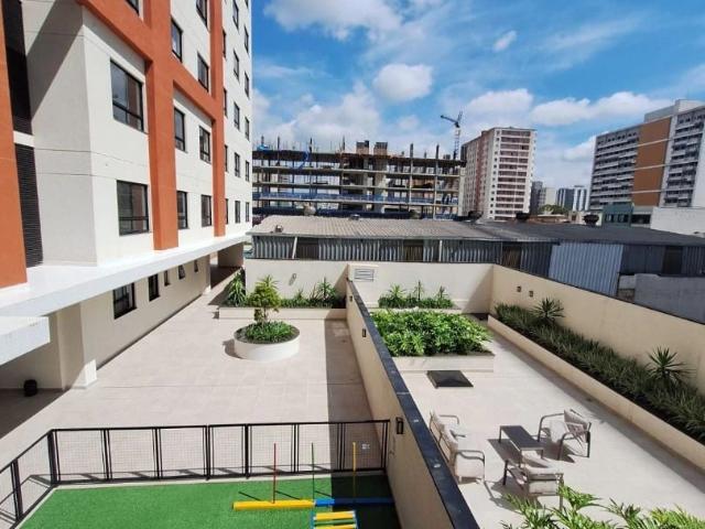 Kitnet venda em Centro, Curitiba