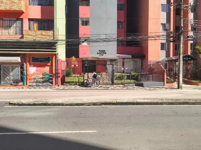 Kitnet venda em Região Geográfica Imediata de Curitiba, Região Metropolitana de Curitiba