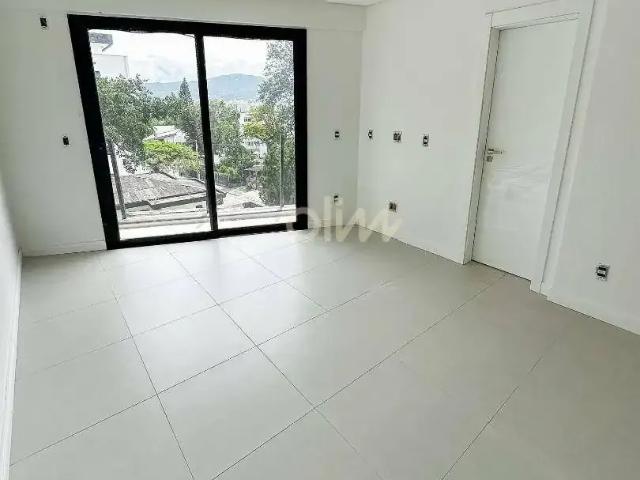 Kitnet venda em Carvoeira, Florianópolis