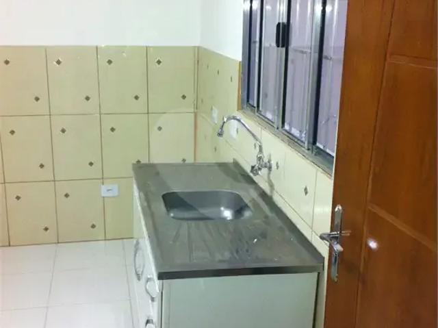 Kitnet venda em Região Imediata de São Paulo, Região Metropolitana de São Paulo