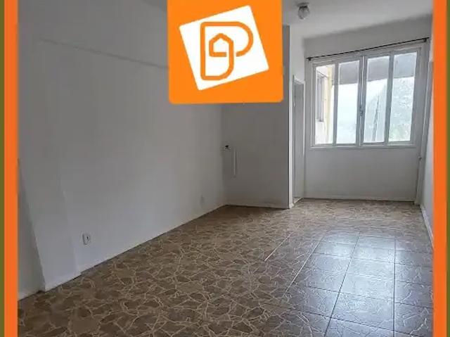 Kitnet venda em Região Geográfica Imediata de Petrópolis, Região Metropolitana do Rio de Janeiro