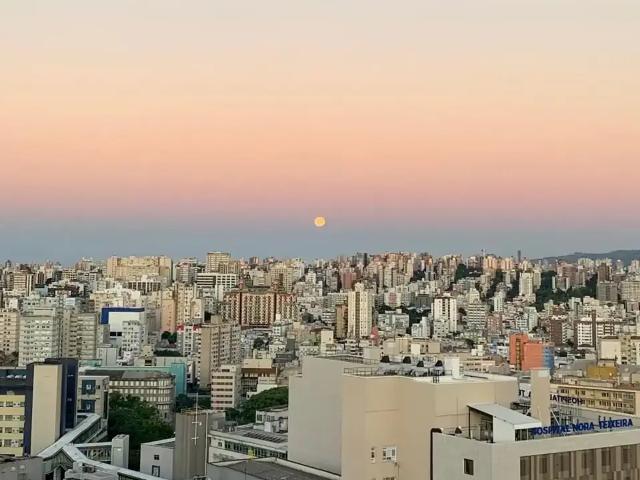 Kitnet venda em Região Geográfica Imediata de Porto Alegre, Região Metropolitana de Porto Alegre