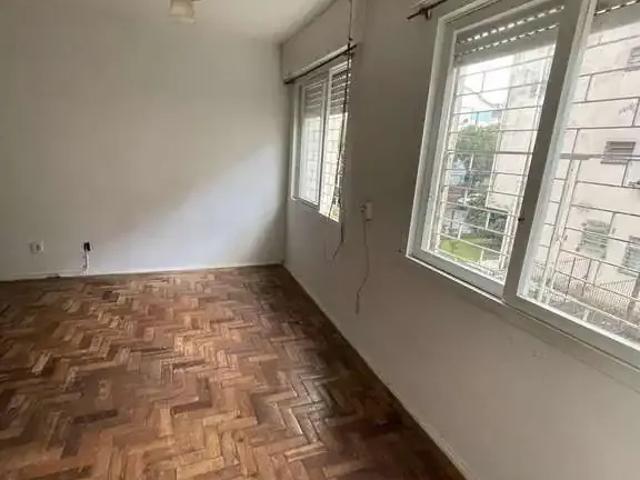 Kitnet venda em Região Geográfica Imediata de Porto Alegre, Região Metropolitana de Porto Alegre