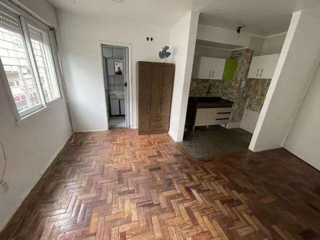 Kitnet venda em Região Geográfica Imediata de Porto Alegre, Região Metropolitana de Porto Alegre