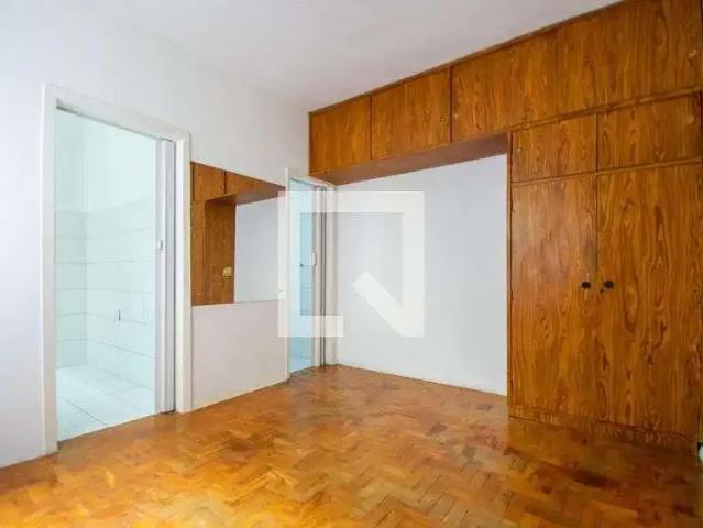 Kitnet venda em Menino Deus, Porto Alegre