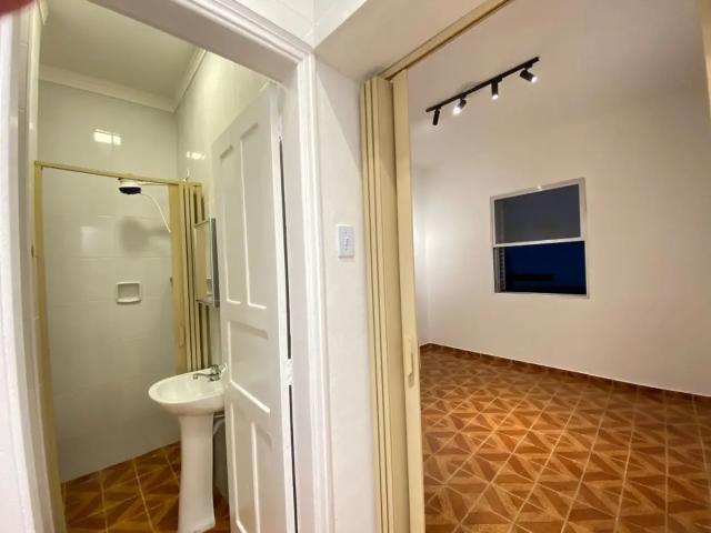 Kitnet venda em Região Imediata de Santos, Região Metropolitana da Baixada Santista