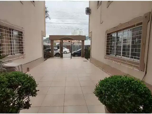 Kitnet venda em Kobrasol, São José