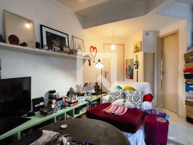 Kitnet venda em Região Imediata de São Paulo, Região Metropolitana de São Paulo