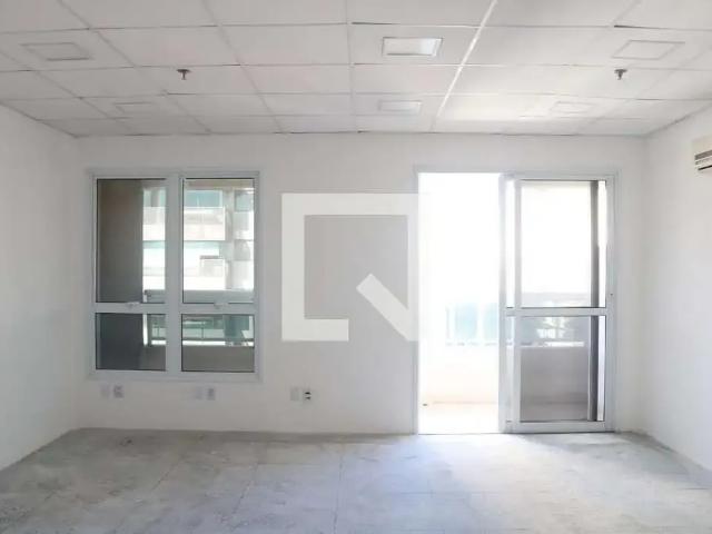 Kitnet venda em Região Imediata de São Paulo, Região Metropolitana de São Paulo