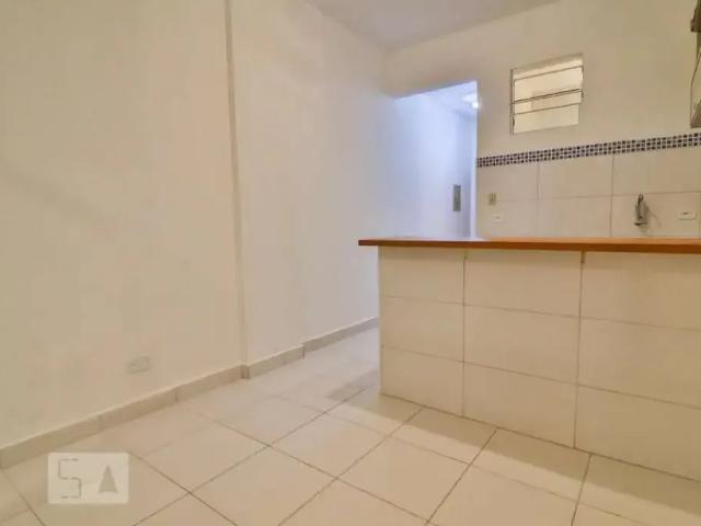 Kitnet venda em Região Imediata de São Paulo, Região Metropolitana de São Paulo
