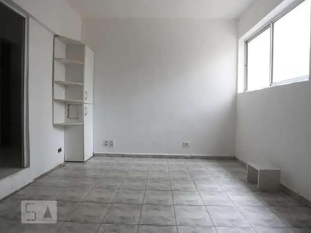 Kitnet venda em Região Imediata de São Paulo, Região Metropolitana de São Paulo