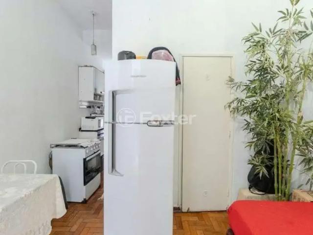 Kitnet venda em Região Imediata de São Paulo, Região Metropolitana de São Paulo