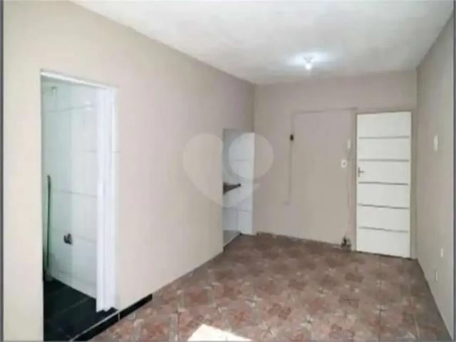 Kitnet venda em Região Imediata de São Paulo, Região Metropolitana de São Paulo