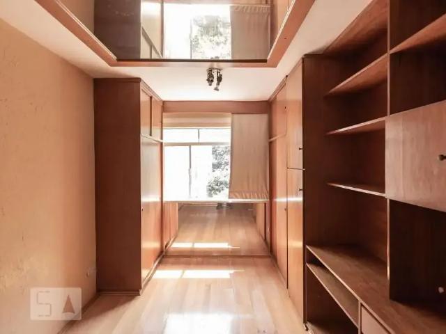 Kitnet venda em Região Imediata de São Paulo, Região Metropolitana de São Paulo