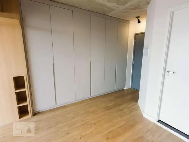 Kitnet venda em Região Imediata de São Paulo, Região Metropolitana de São Paulo